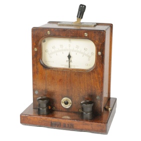 [00098] Drehspult-Galvanometer von Hartmann & Braun fr Telefonmessungen; Skalennummer 830416 von 1926; Anzeige +/- 12 / 60 mA