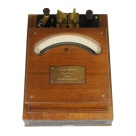 [00114] Przisions-Wattmeter mit 2 Strom- und 2 Spannungsmebereichen sowie 1000-Ohm-Klemme; Siemens & Halse, ca. 1910