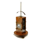 [00506] Vierspuliges astatisches Galvanometer mit Thomson-Nadeln, konstruiert von H. du Bois und H. Rubens; Keiser & Schmidt, Berlin; um 1890