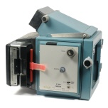 [00902] Oszilloskop Kamera C-58 fr Tektronix 5x und 7x Oszilloskope mit Polaroid Camera Pack Film Back No. 122-0926-00; Tektronix; ca. 1965