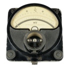 [00067] gro�es Zeigergalvanometer von Hartmann & Braun, Skalennummer 767029 von 1924; Anzeige in mV und �C