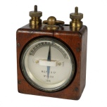 [00120] Galvanometer von W.G.PYE, funktioniert h�ngend!; No 10.031; 1916