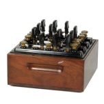 [00168] WLs 17 - Widerst�nde mit St�pselschaltung f�r Gleichstrom und Niederfrequenten Wechselstrom, 0,1 ... 400 Ohm (4 Reihen), Seriennummer 35932; Hartmann & Braun; ca. 1940