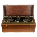 [00197] Regelbarer Pr�zisionskondensator 0,001 �F ... 1 �F in 0,001 �F-Schritten, Felten & Guilleaume; ca. 1910