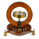 [00203] Hergestellt von der Firma John J. Griffin & Sons Ltd, London, England. Das Ger�t wurde zwischen 1898 und 1905 hergestellt