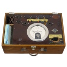 [01098] Patent-R�hrenpr�fger�t W1. Bittorf & Funke, Radioartikel, Weida i. Th�r.; 1933