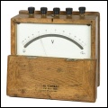 [00063] Weicheisen Voltmeter f�r 15 / 150 / 300 / 600 Volt; Arthur Metzke; nach 1935