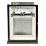 [00233] Demonstrationsmodell Linienschreiber (Bauform ERN12) mit zwei Messwerk und zwei Signal- / Zeitschreiber inklusive zweier Grenzwert-Signaleinrichtungen (Metallpapier-Linienschreiber); Hartmann & Braun; ca. 1970