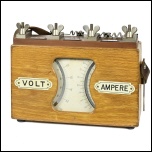 [00321] Tragbarer, kombinierter Pr�zisions-Spanungs- und Strommesser APZ, nur f�r Gleichstrom; Dr. Paul Meyer, Berlin; um 1910