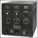 [00609] Kippger�t (??) f�r Zweistrahl-Oszillograph, Entwicklungsversion A Type 052 15-11/1. (BTH) 270 � 330 � 270 mm; 10 kg; Apparatebau Thiele; ca. 1948