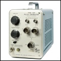 [00712] Type 109 Pulse Generator mit einer Anstiegszeit < 0,25 nS, erzeugt durch einen Quecksilberschalter; Tektronix; ca. 1965