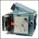 [00902] Oszilloskop Kamera C-58 fr Tektronix 5x und 7x Oszilloskope mit Polaroid Camera Pack Film Back No. 122-0926-00; Tektronix; ca. 1965